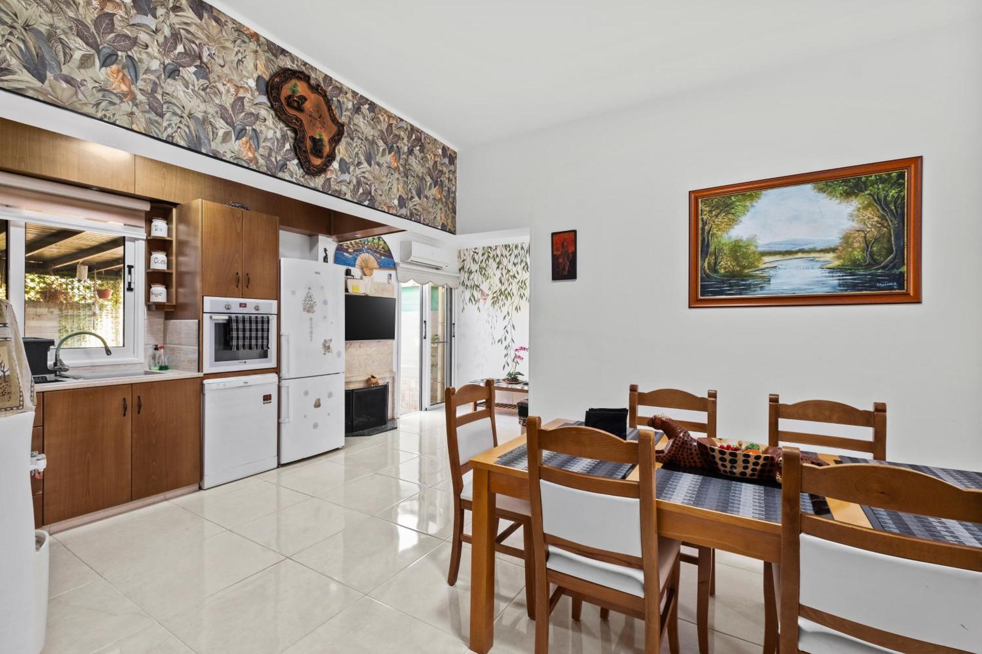 Demetris Apartment Meneou ภายนอก รูปภาพ