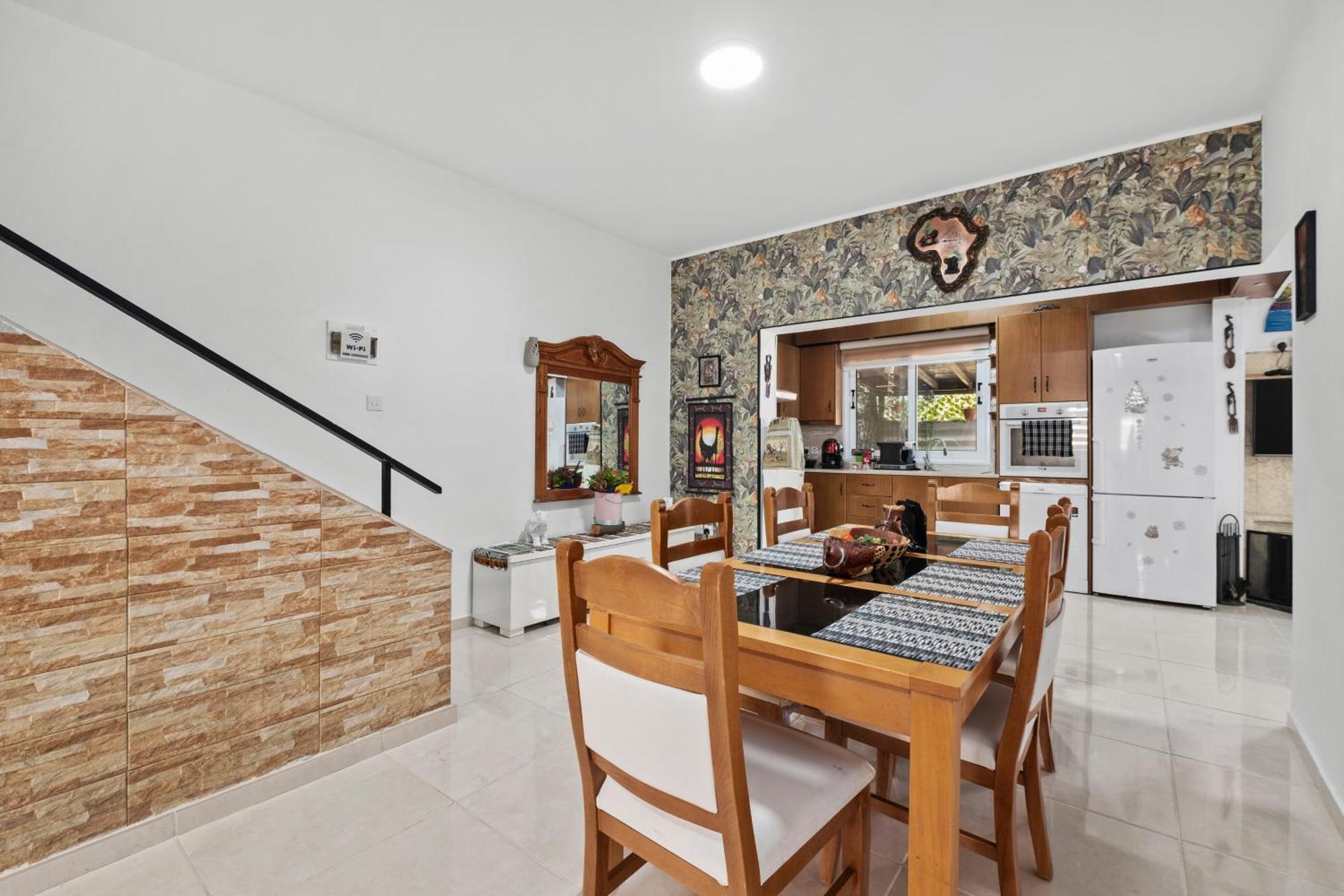 Demetris Apartment Meneou ภายนอก รูปภาพ